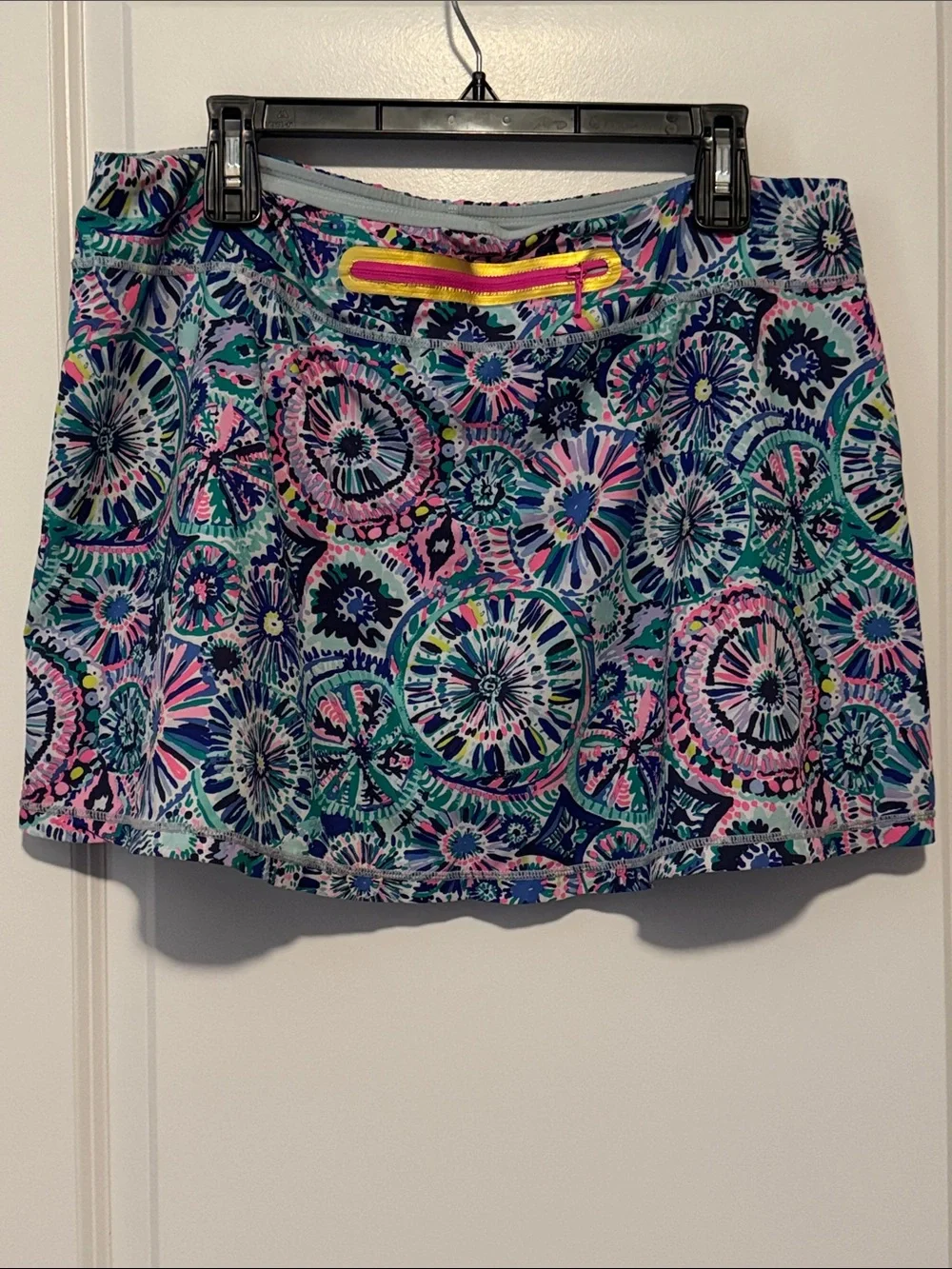 Lilly Pulitzer Teal Navy Pink Floral-Medallion Skort - Picture 2 of 3